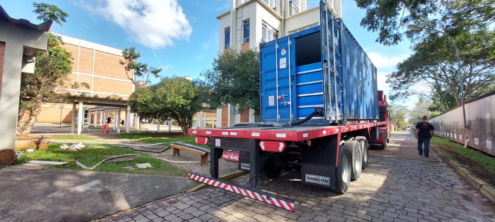 Allog,Água Potável,Rio Grande do Sul,Itajaí,flexitanks,solidariedade,transporte,logística