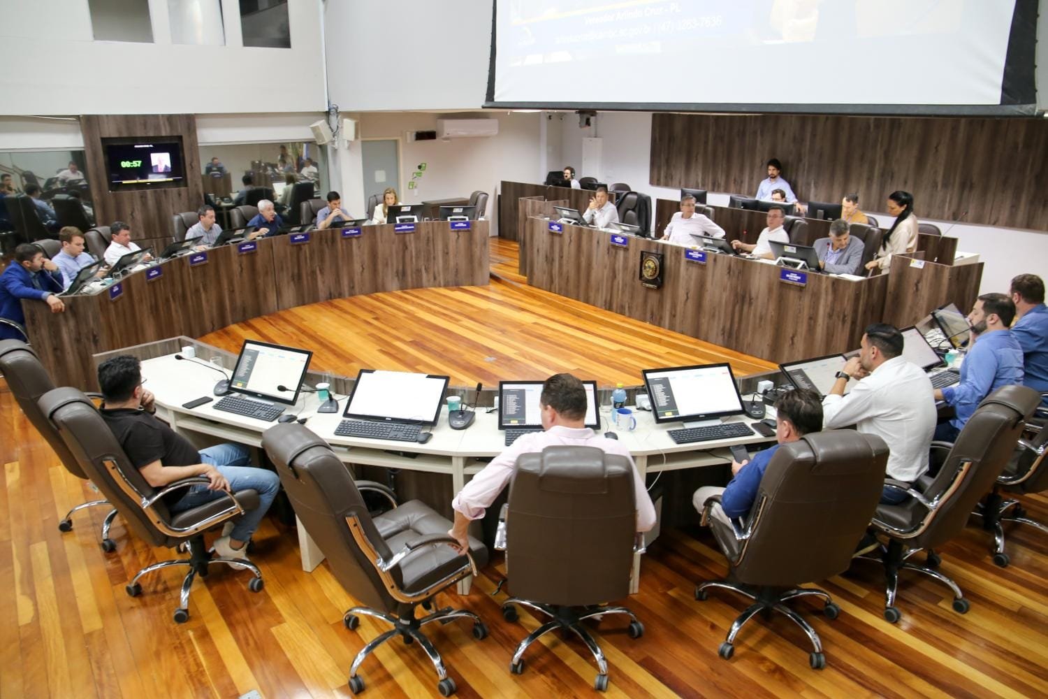 Câmara de Vereadores,Balneário Camboriú,meio ambiente,saúde pública,economia,turismo,Projeto de Lei Ordinária 9/2022,Lei Federal nº 9.982/2000,Projeto de Lei Ordinária 37/2021,Projeto de Lei Substitutivo n.º 1 ao Projeto de Lei Ordinária 9/2021,Dia Municipal da Família