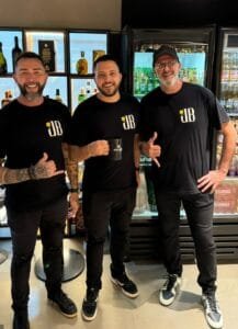 Avenida Brasil,Jota Beer,Jackson Thomaz,Cristo Luz,Balneário Camboriú,Rosangela Sardagna,Kathtllen Palochi,Alessandra Cavalheiro,Buenos Aires,Enzo Miguel,Keila Freire,Kátia Medeiros,26 a edição da Feijoada de Cacau Menezes