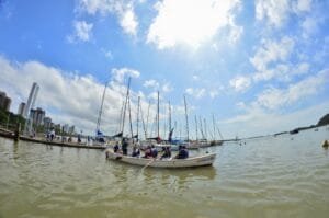 Itajaí,Baía Afonso Wippel,Avenida Ministro Victor Konder,Associação Náutica de Itajaí,projeto Navegando pela Cidadania