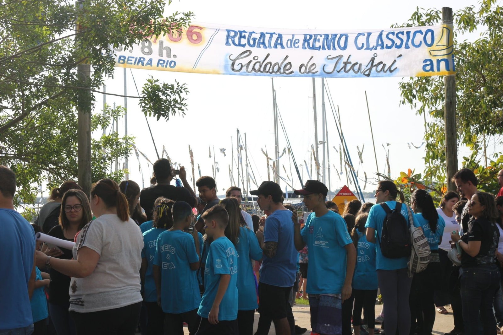 Itajaí,Baía Afonso Wippel,Avenida Ministro Victor Konder,Associação Náutica de Itajaí,projeto Navegando pela Cidadania