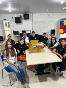 Secretaria de Educação,Itajaí,Diretoria de Tecnologias Educacionais,3ª edição da Feira Maker,Secretaria Municipal,robótica educacional,projetos de sustentabilidade,arte digital e impressão 3D,programação de jogos,Instituto Federal de Santa Catarina,Serviço Nacional de Aprendizagem Industrial,Serviço Social do Comércio,Serviço Social da Indústria,Serviço Nacional de Aprendizagem do Comércio,Elume Parque Tecnológico,Prefeitura de Bombinhas,Feira Maker