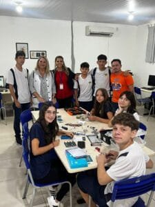 Secretaria de Educação,Itajaí,Diretoria de Tecnologias Educacionais,3ª edição da Feira Maker,Secretaria Municipal,robótica educacional,projetos de sustentabilidade,arte digital e impressão 3D,programação de jogos,Instituto Federal de Santa Catarina,Serviço Nacional de Aprendizagem Industrial,Serviço Social do Comércio,Serviço Social da Indústria,Serviço Nacional de Aprendizagem do Comércio,Elume Parque Tecnológico,Prefeitura de Bombinhas,Feira Maker