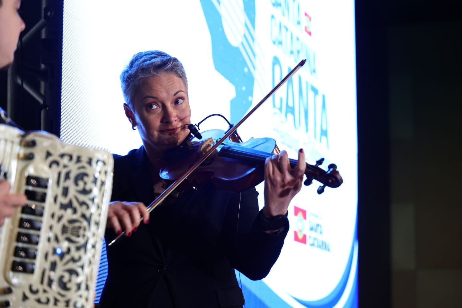 plataformas online,inscrições prorrogadas,WhatsApp,música sertaneja,Santa Catarina,Florianópolis,Camerata Florianópolis,shows da temporada 2024/2025,Fundação Catarinense de Cultura