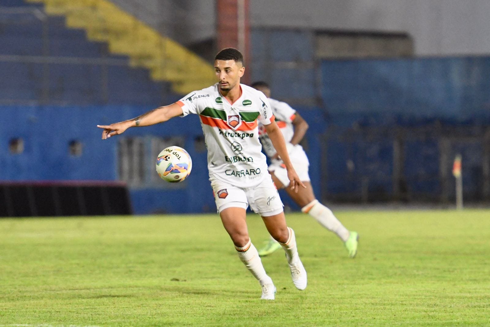 Campeonato Catarinense,Futebol,Camboriú,Brusque,estádio Dr. Hercílio Luz,Blumenau,estádio das Nações