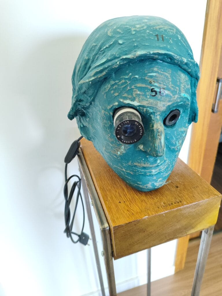 Exposição reúne grandes nomes das artes visuais de Joinville