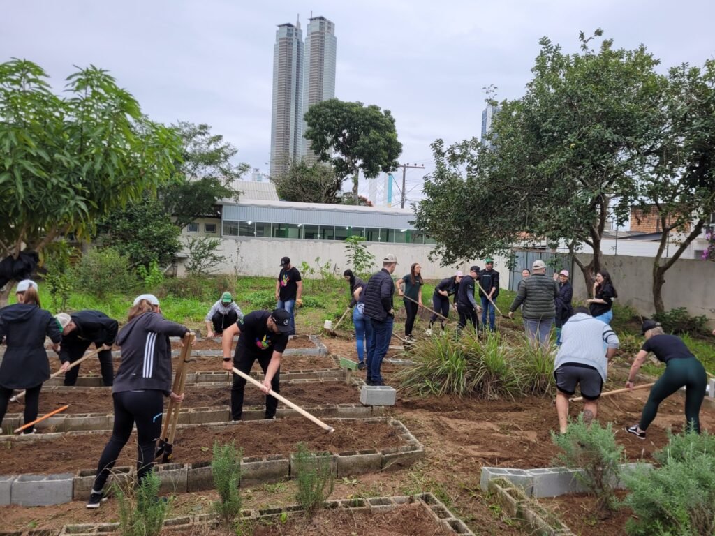 Núcleo de Cooperativismo da Associação Empresarial,Balneário Camboriú,Camboriú,Paróquia Divino Espírito Santo