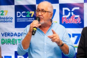 Democrata Cristão,Balneário Camboriú,Carlos Humberto Silva,partidos políticos