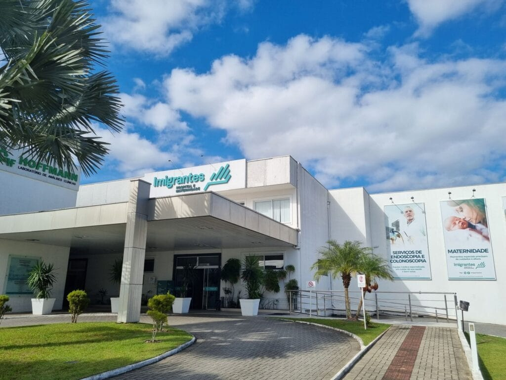 Imigrantes Hospital,Instituto Maria Schmitt,Clínica Geral,Ortopedia,Traumatologia,Cirurgia Vascular,Cirurgia Geral,Urologia,Governo do Estado,Prefeituras Municipais
