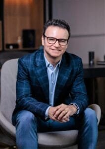 Inteligência Artificial,indústrias,setor jurídico,Itajaí,revisar documentos,pesquisas jurídicas,escritórios de advocacia