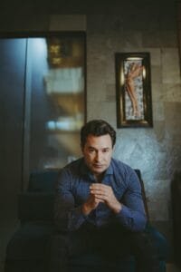 Tatá Marques,âncora do noticiário "O Povo Na TV"