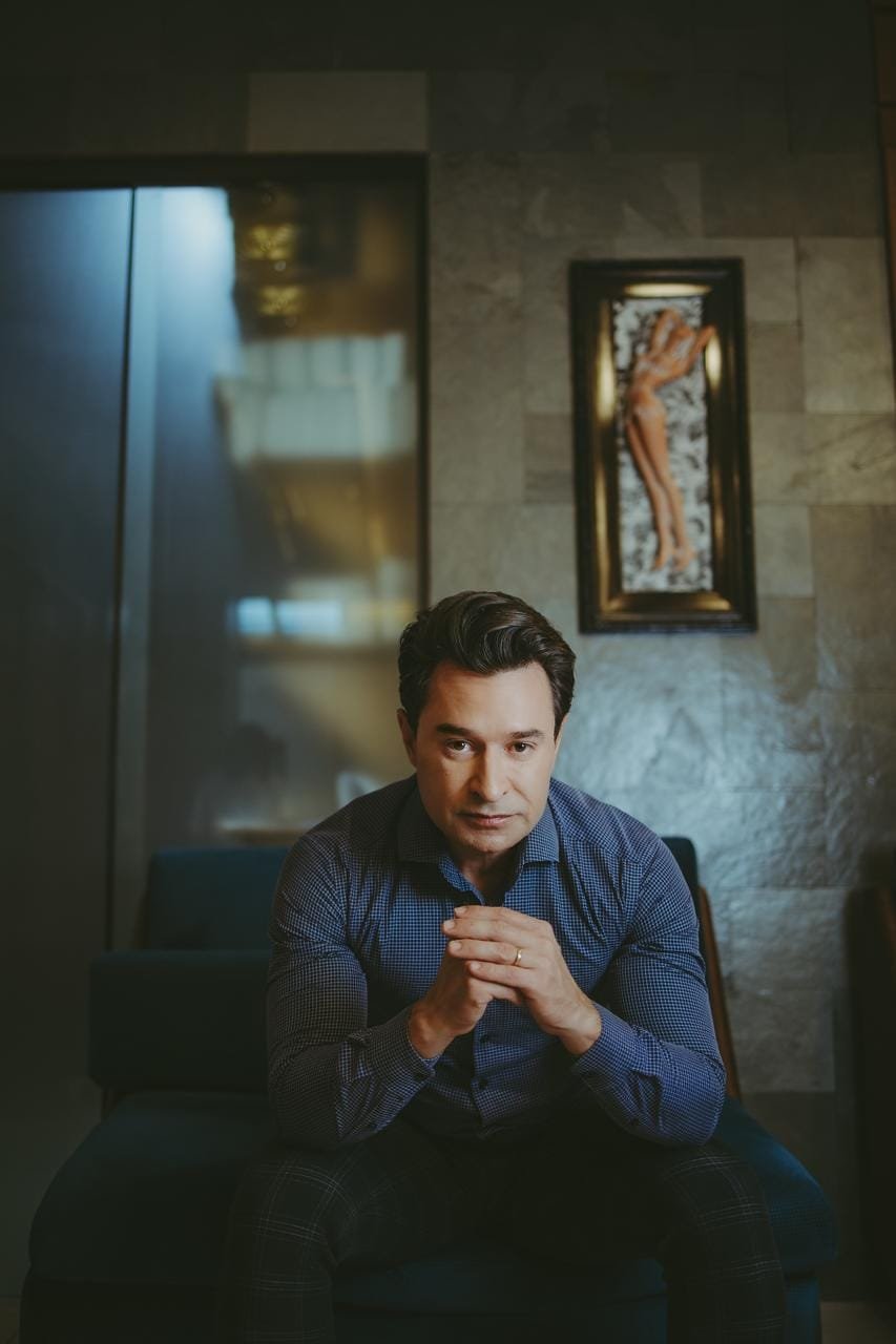 Tatá Marques,âncora do noticiário "O Povo Na TV"