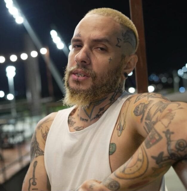 Baterista faz versão pop rock de música de Maiara e Maraísa e recebe elogio de cantora