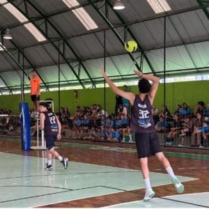 Itajaí,FestVôlei,campeonato escolar,voleibol,desenvolvimento,atletas,Unimed Litoral,saúde física,fortalecimento emocional
