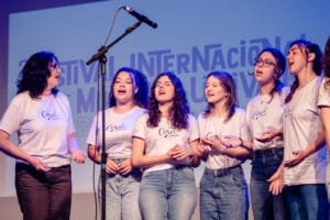 ensino superior em Itajaí,artes visuais,exposições de arte,ingressos solidários,bilheteira,programação diversificada,Tarde Cultural do Serviço de Atendimento à Pessoa Surda,Show de lançamento do álbum do Coral Univali,Exposição Coletiva de Artes Visuais