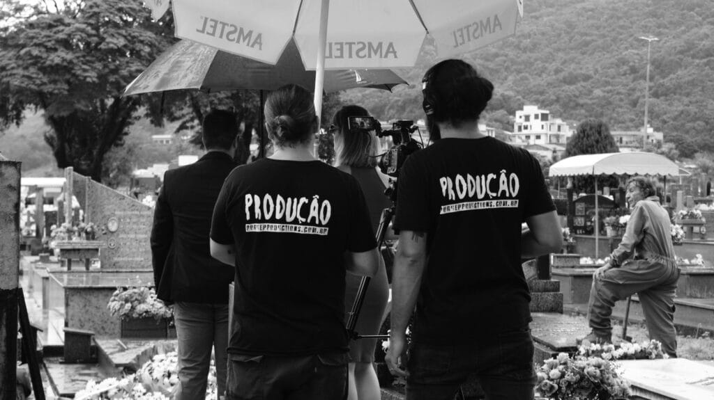 Itajaí,SC,Rogue Productions,Into Oneself,O Amanhecer,11 de outubro,Casa da Cultura Dide Brandão,formulário de inscrição,conteúdo audiovisual,narrativas,atores,atrizes,identidade,introspecção,1769,Inquisição,sobrevivência,drama,Lei Paulo Gustavo,195/2022,R$ 3,8 bilhões,Santa Catarina,R$ 1,8 milhão,Covid-19,Paulo Gustavo