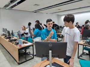 Escola SESI,Itajaí,STEAM,projetos educacionais,FIESC