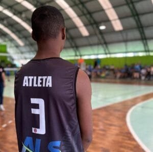 Itajaí,FestVôlei,campeonato escolar,voleibol,desenvolvimento,atletas,Unimed Litoral,saúde física,fortalecimento emocional