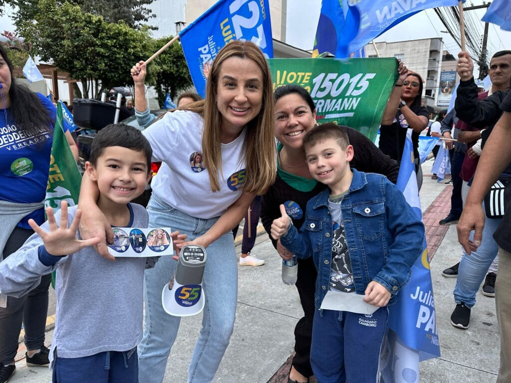 Selo Empresa Amiga da Juventude.,Juliana Pavan,Bandeiraço,bairro nações