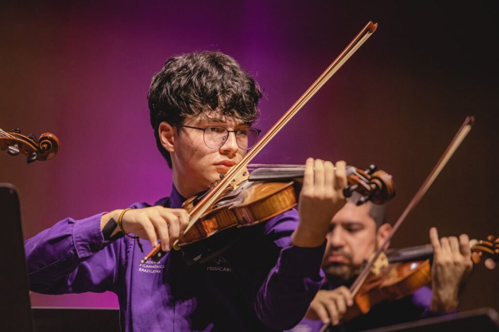 Musicarium lança uniforme exclusivo para turnê internacional com concerto gratuito Evento, último antes de embarcarem para a Europa, será dia 10 de setembro