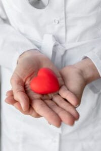 doações de órgãos,médico intensivista,Associação Brusquense de Medicina,Sistema Nacional de Transplantes,Coordenação-Geral do Sistema Nacional de Transplantes,transplante,Regulamento Técnico do Sistema Nacional de Transplantes,morte encefálica,câncer ativo metastático,neoplasia hematológica ativa,DOADORES EM POTENCIAL,traumatismo craniano,neurologia,medicina de emergência,neurologia pediátrica,rejeição de órgãos recentes transplantados