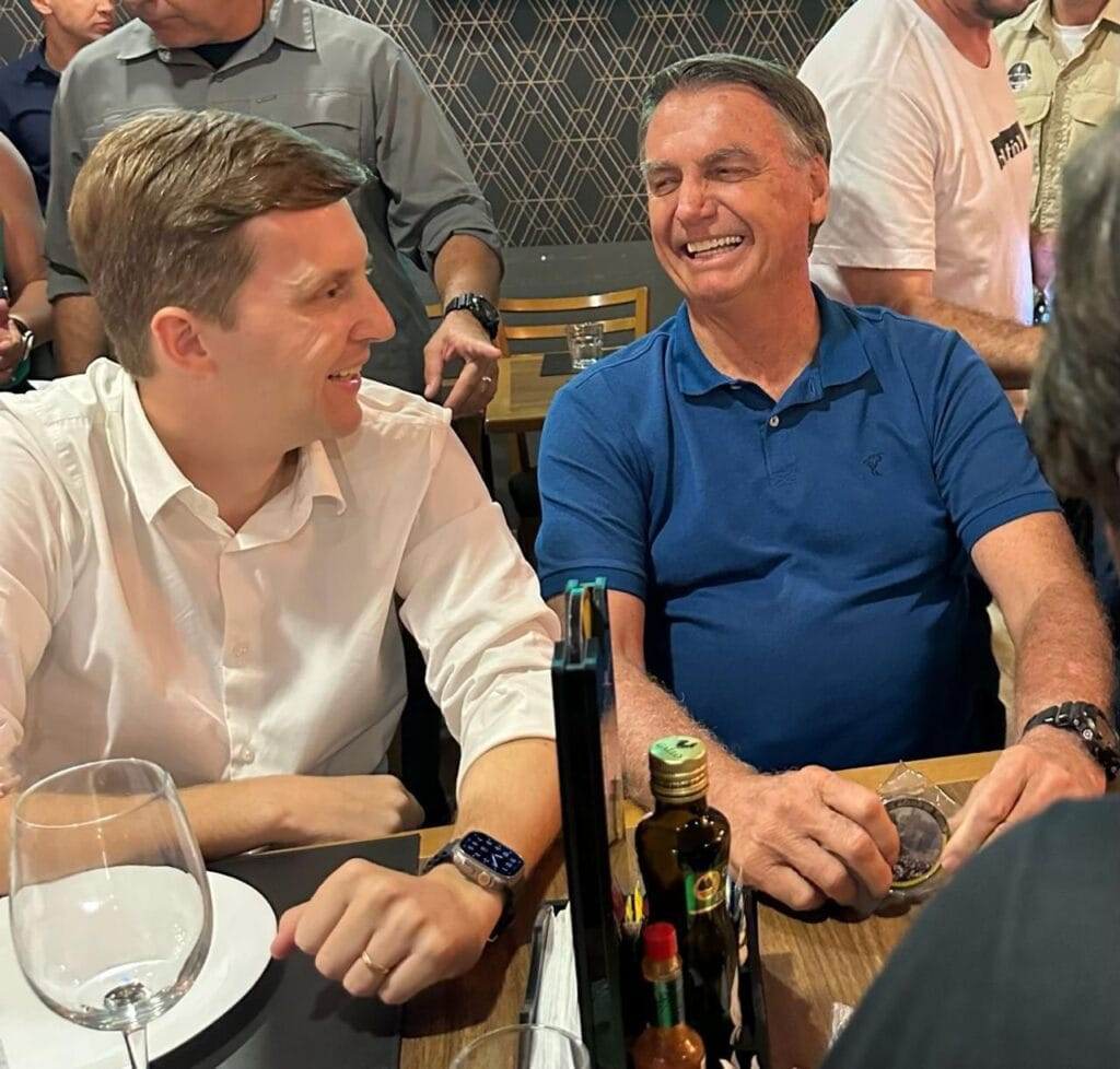 Candidato Peeter Grando,Ex presidente Jair Bolsonado,apoia à candidatura
