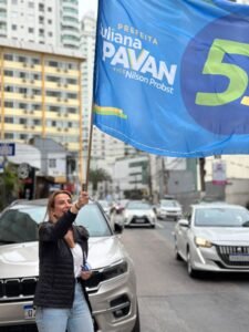 Juliana Pavan,Eleições,Caminhada,Bandeiraço