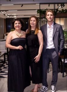 Ariane Rosa,Araucária Móveis,lançamento,coleção,design,Associação Amar Cura,Feijoada Rosa,Praia Brava,Unimed Litoral,pacientes oncológicos