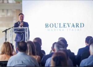 Ariane Rosa,Araucária Móveis,lançamento,coleção,design,Associação Amar Cura,Feijoada Rosa,Praia Brava,Unimed Litoral,pacientes oncológicos