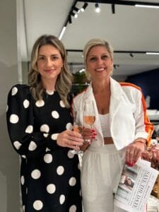 Ariane Rosa,Araucária Móveis,lançamento,coleção,design,Associação Amar Cura,Feijoada Rosa,Praia Brava,Unimed Litoral,pacientes oncológicos