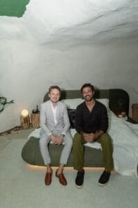 abertura da Mostra CASACOR,participação da REVEEV,lançamento de coleções,tema “De presente,o agora”,camas e colchões REVEEV,ambientes de design,profissionais da CASACOR,eventos de design,interiores em Florianópolis,inovação em decoração