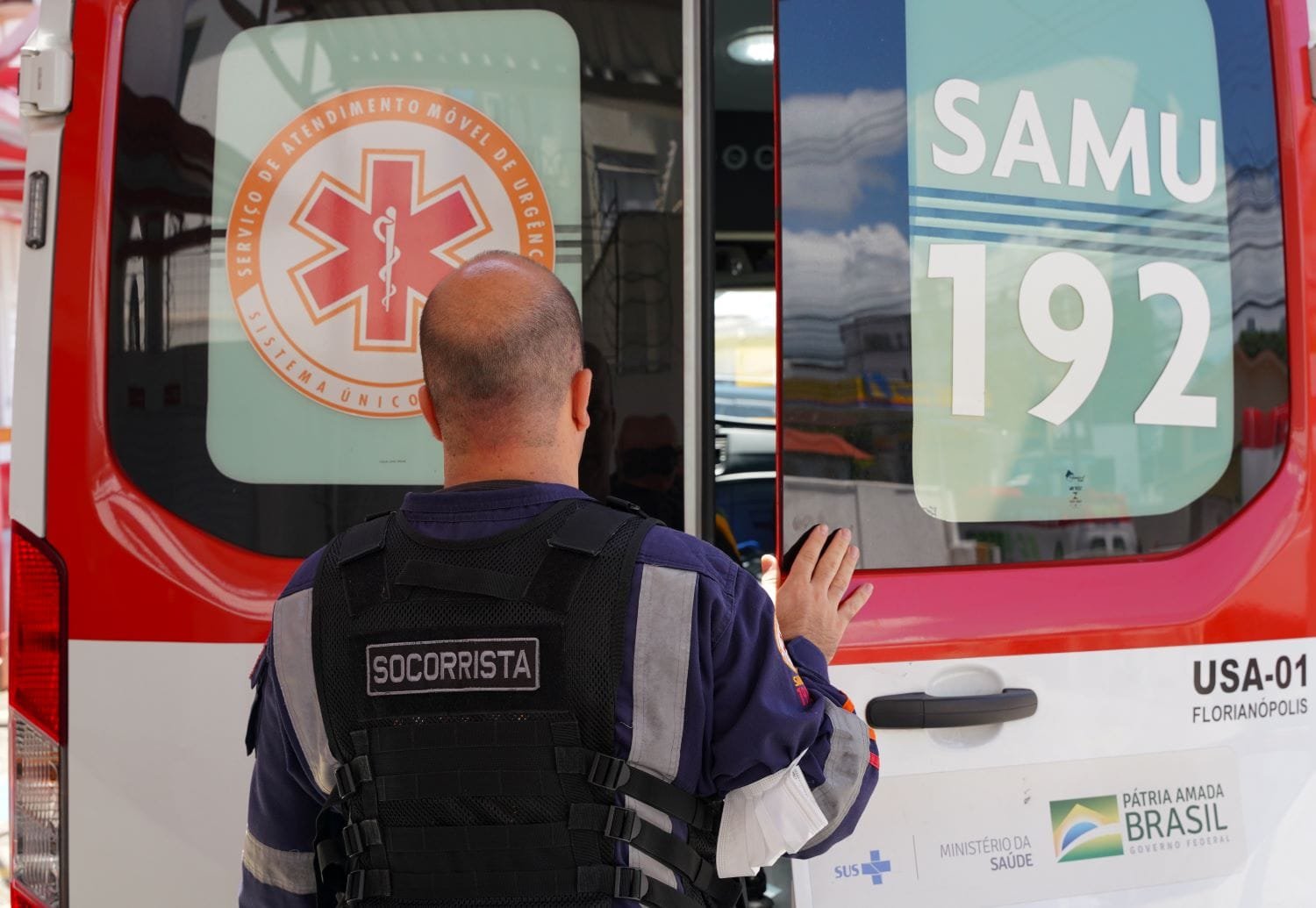 Acidente Vascular Cerebral,derrame,sinais,prevenção,fatores de risco