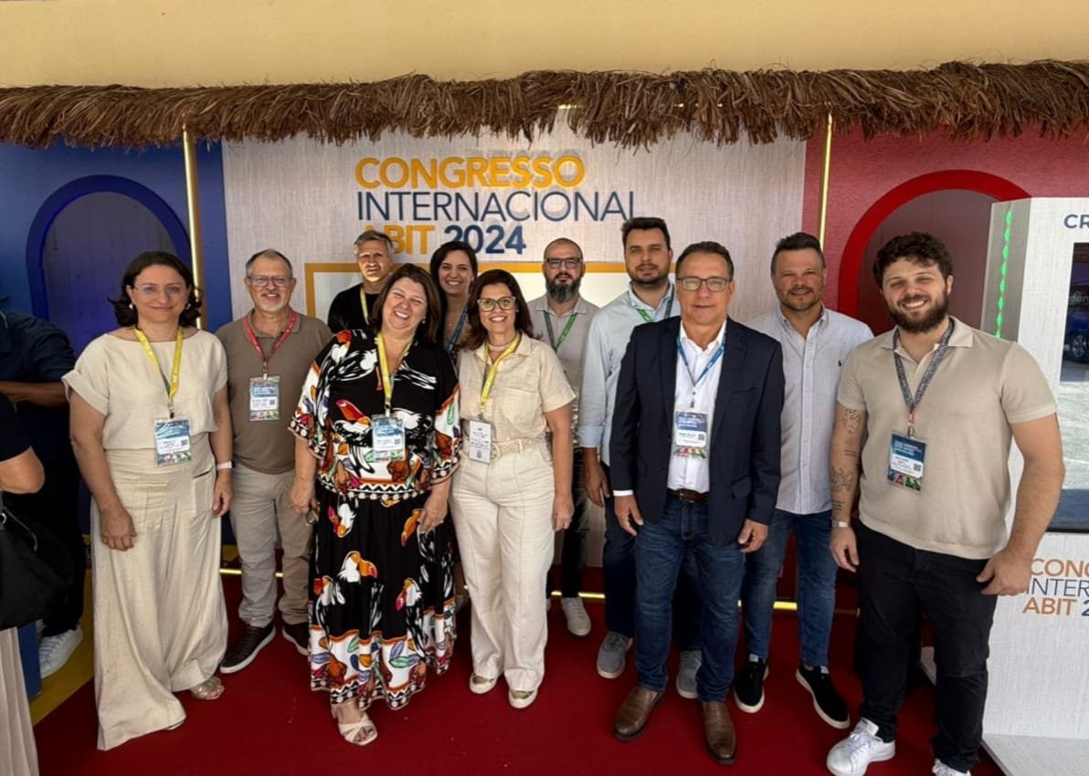 Congresso Internacional Abit,setor têxtil,ecossistema da moda,Brusque,Sindivest,Sifitec,Salvador,Bahia,Roberto Azevedo,Grupo Arezzo&Co