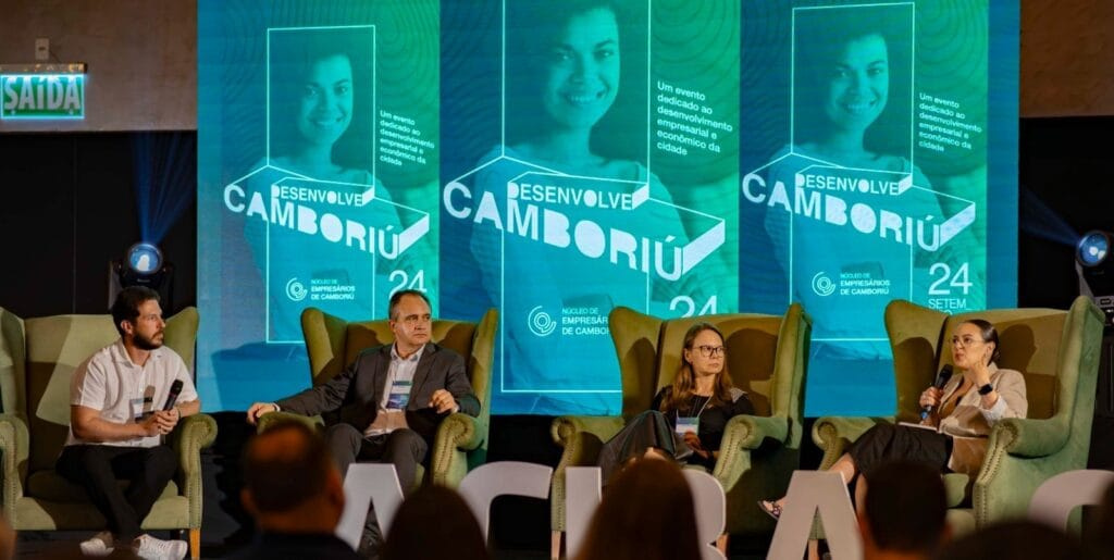 Desenvolve Camboriú,Águas de Camboriú,Núcleo de Empresários,Associação Empresarial de Balneário Camboriú,saneamento básico,esgotamento sanitário,Instituto Trata Brasil,planejamento urbano,Cidades Inteligentes Sustentáveis