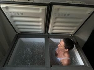 ice bath,banho de gelo,Marie Claire,TikTok,saúde e bem-estar,rotina saudável,longevidade,disciplina