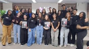 Jovens talentos da moda transformam aprendizado em revistas no SENAI de Itajaí