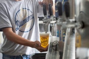 Oktoberfest,Blumenau,cervejas,cerveja artesanal,Parque Vila Germânica,Armazém Blumenau,souvenirs