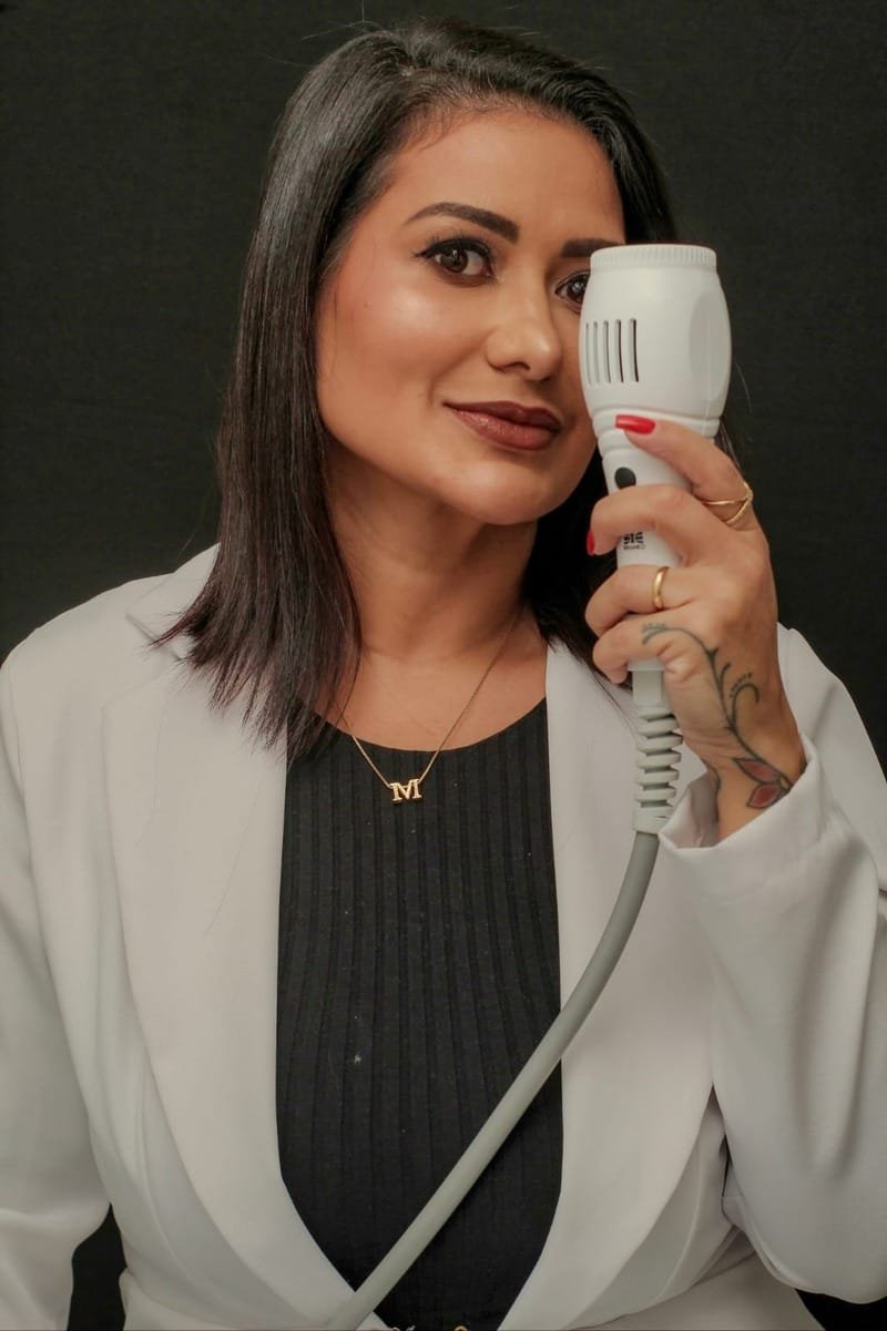 Dra. Mary Rocha: Uma Trajetória de Superação e Sucesso na Área da Estética