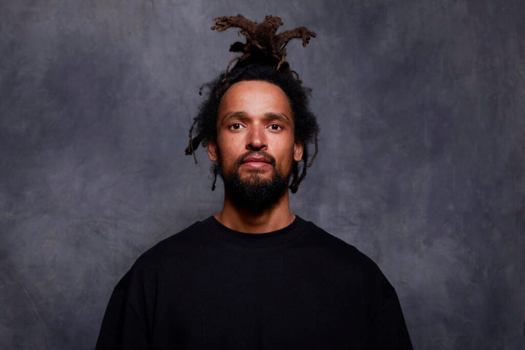 O melhor da dance music no Surreal Park com dj Pawsa e line-up internacional em 15 de novembro
