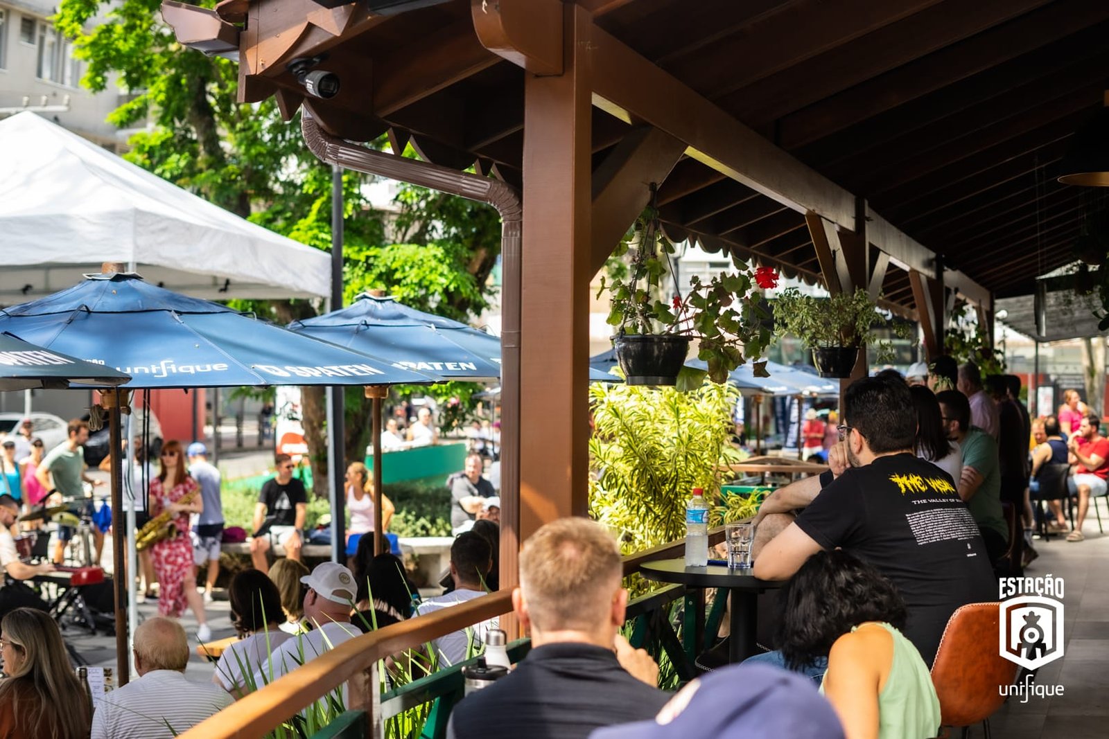 Sente o Clima,Blumenau,Estação Unifique,música ao vivo,evento de 12 horas,atrações ao vivo,DJ Anão,Kamila Ferraz,Alex e Willian,Destak do Samba,Paella Caipira,ingresso,Bilheteria Digital,festas em Blumenau,aniversário Celinho