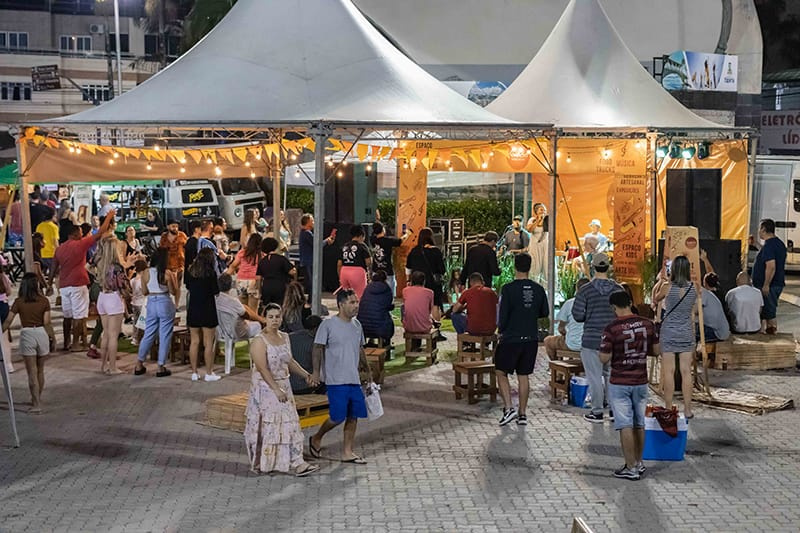 Domingo tem mais uma edição do Som&Sol - Música na Rua em Itapema