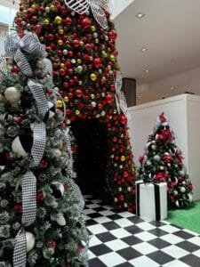 Papai Noel chega ao Balneário Shopping em um espetáculo aberto ao público no dia 6 de novembro