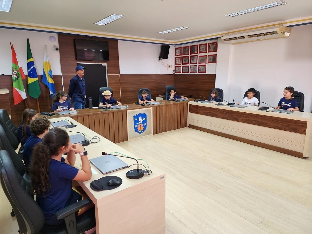 Câmara Municipal de Navegantes,Ensino Fundamental,Colégio Dimensão,Poder Legislativo,Juventude,Direitos e Deveres,Assessor Legislativo,Assistente Legislativo,Vereadores,Processos Democráticos