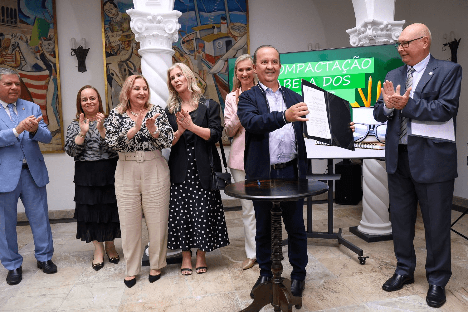 Jorginho Mello,Educação,Professores,Aumento Salarial,Santa Catarina,Valorização Profissional,Fundeb,Piso Nacional da Educação,Tabela Salarial,Meritocracia