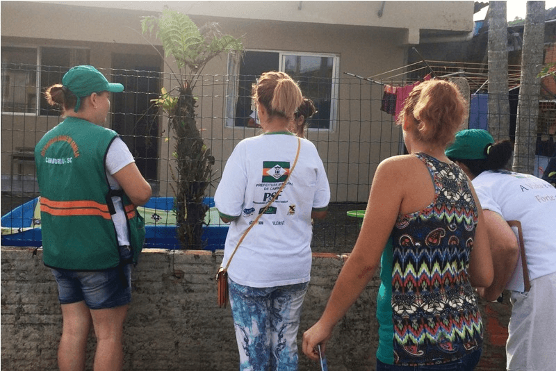 Dengue,Aedes aegypti,Combate à Dengue,Vigilância Sanitária,Secretaria de Saúde,Secretaria de Obras,Mutirão,Mobilização,Focos,Materiais Descartáveis,Conscientização,Saúde Pública,Escola,Várzea do Ranchinho,Período de Dengue,Chuva,Calor.