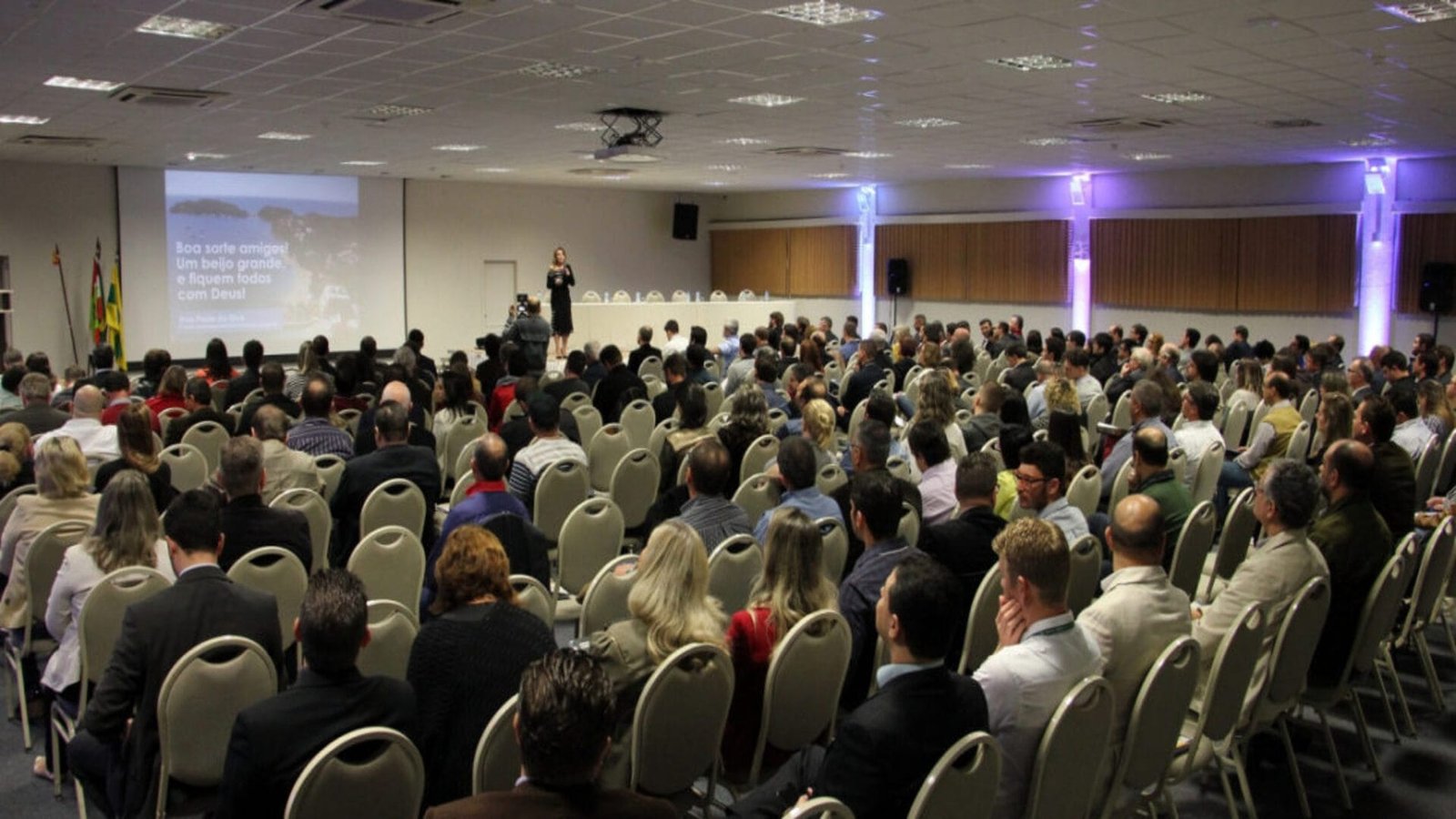 Fecam,Governo do Estado e Ministério da Gestão e Inovação participam do 7º Congresso Catarinense de Cidades Digitais e Inteligentes