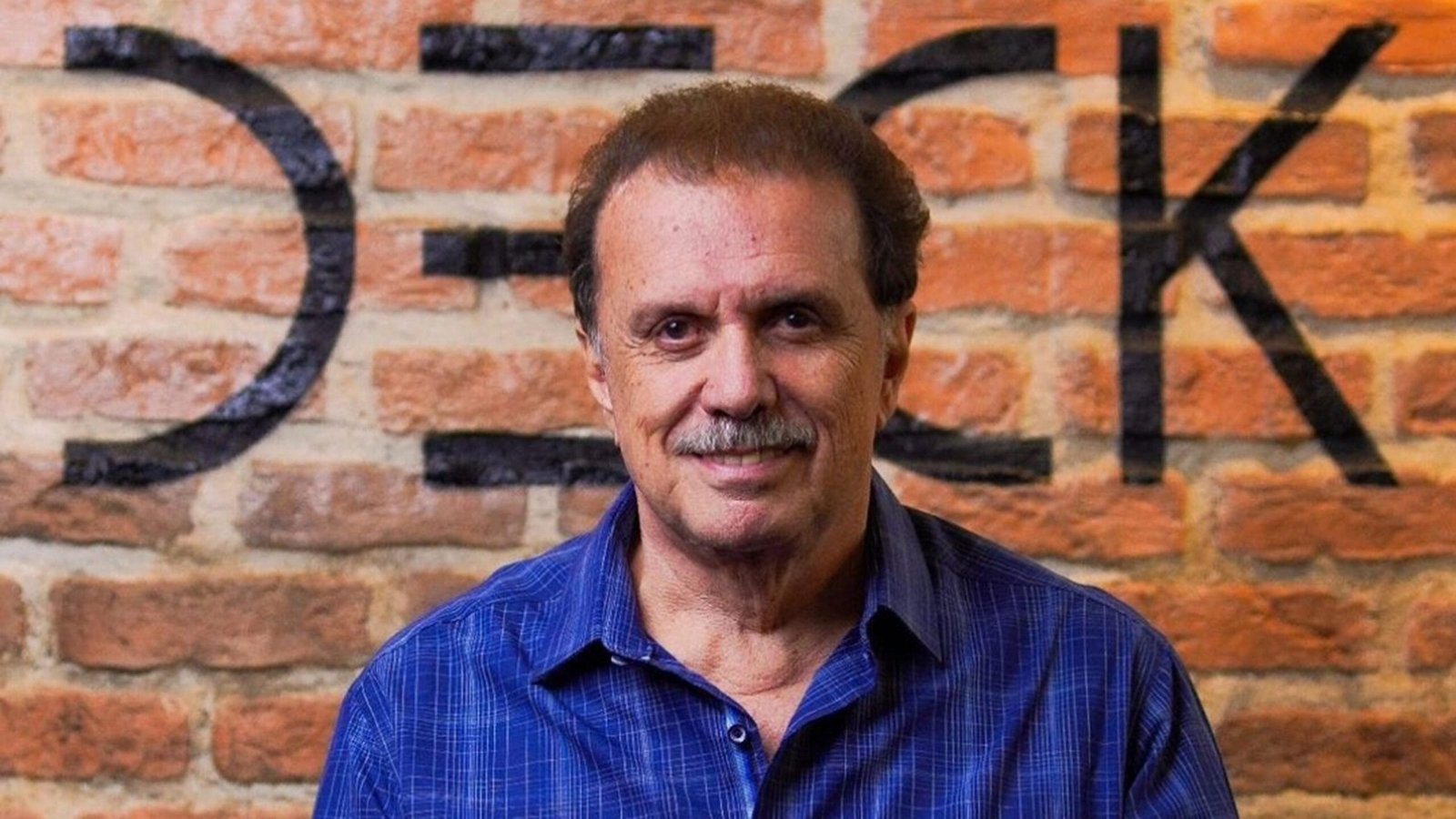 Maestro Eduardo Lages recebe convidados especiais em show beneficente no projeto Deck Music,na LagoaApresentação acontece no dia 04 de dezembro,quarta-feira,às 19h,no restaurante Deck,para ajudar o projeto Obra do Berço