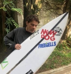 Arno Anhelli - Recordista mundial de surf intensifica prepraração para o novo desafio da quebra de recorde