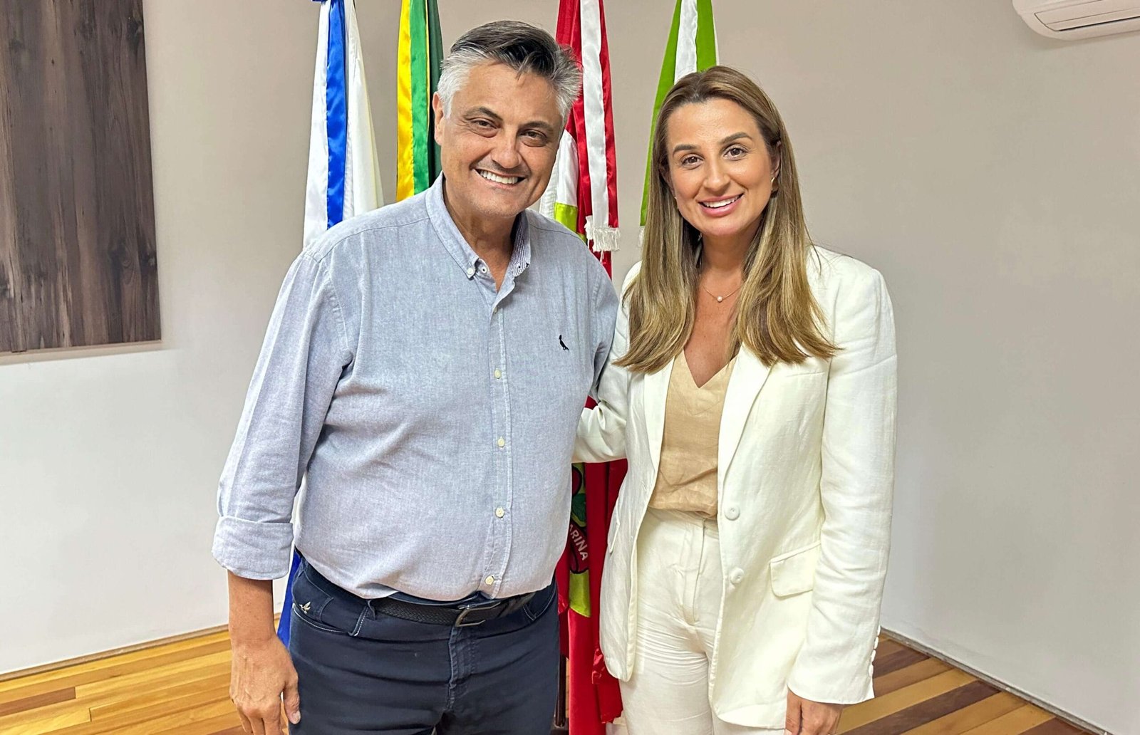Posse de Juliana Pavan e Nilson Probst acontece no Expocentro Júlio Tedesco