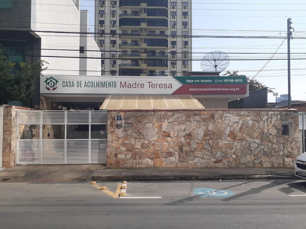 Mais de 62 mil pacientes atendidos na Casa de Acolhimento da Associação Madre Teresa